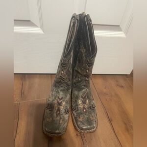 Circle G Boots Size 9